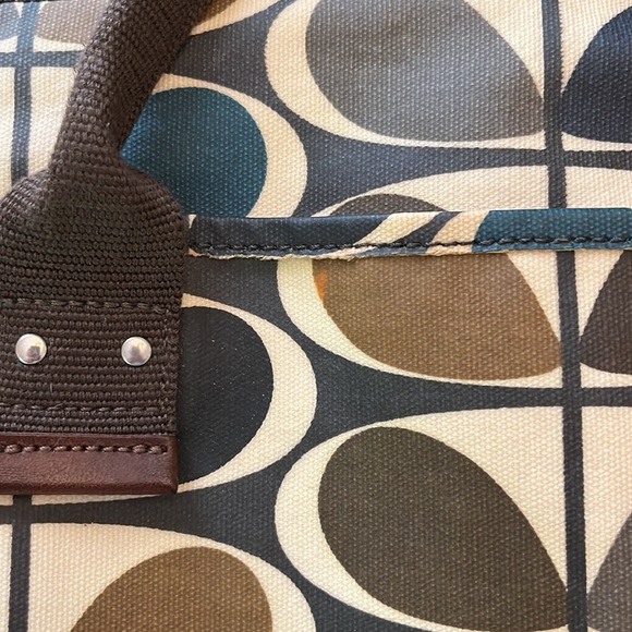 Orla Kiely Crossbody Bag Classic Multi Stem Print - Picture 3 of 12